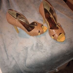 Woven Peep-Toe High Heel Pumps in Brown